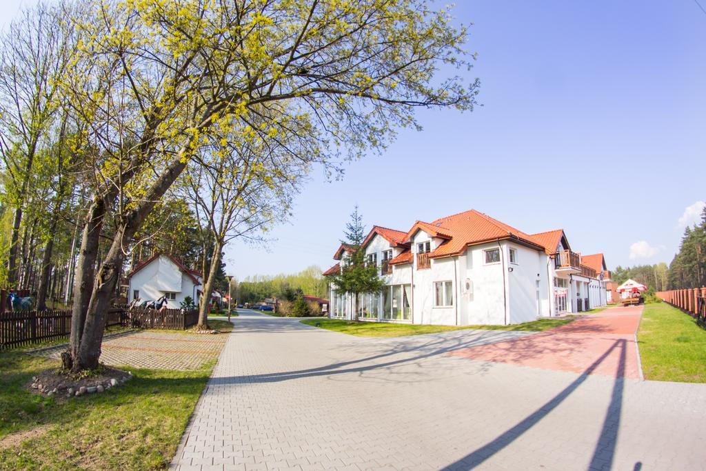 Osrodek Nad Jeziorem - Radew Rosnowo Exterior foto