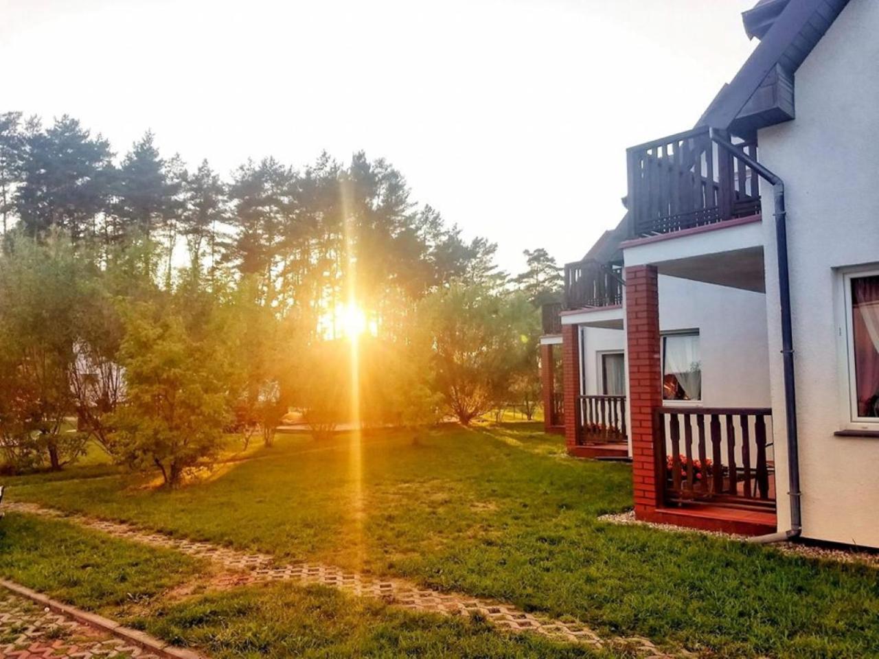Osrodek Nad Jeziorem - Radew Rosnowo Exterior foto